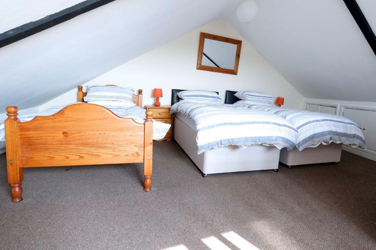 The Crows Nest Holiday Home เบอรีพอร์ต ภายนอก รูปภาพ